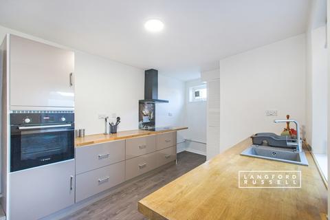 undefined, Days Lane Sidcup DA15