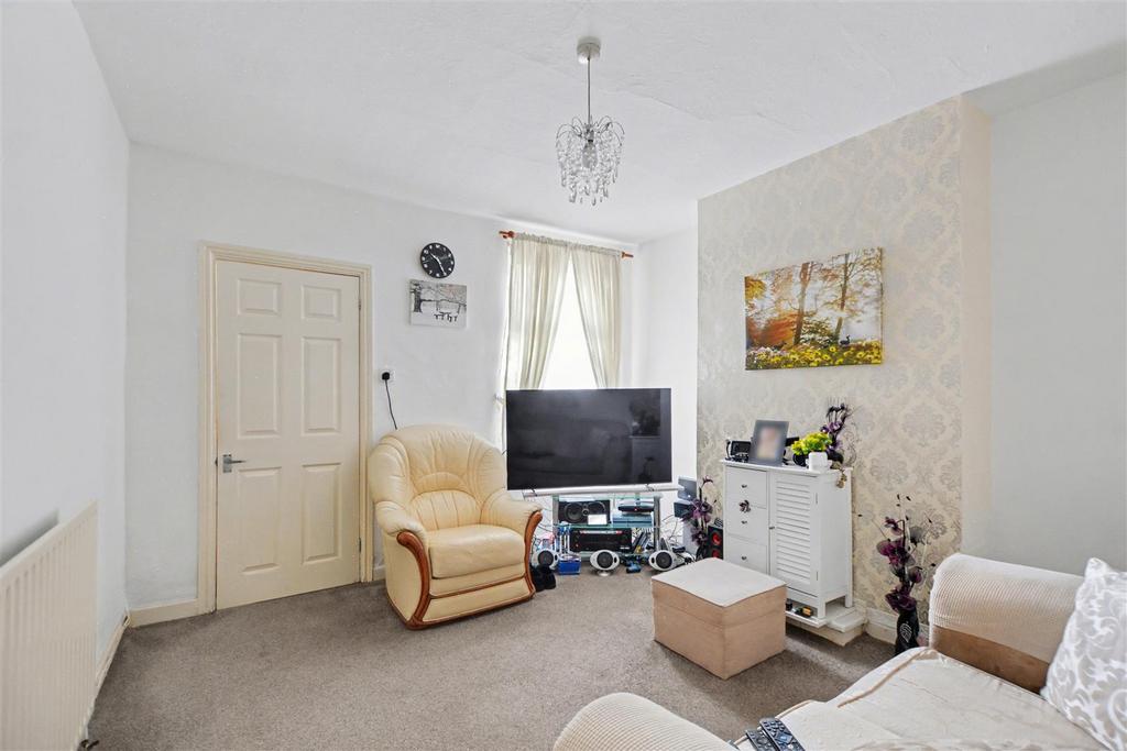 Sitting Room 1.jpeg