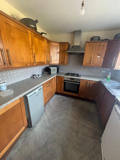 1 bedroom in a house share to rent, Northfield Path, Dagenham RM9