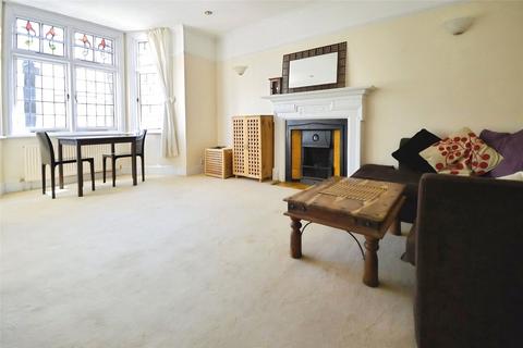 2 bedroom flat for sale, Guilford Avenue, Surrey KT5
