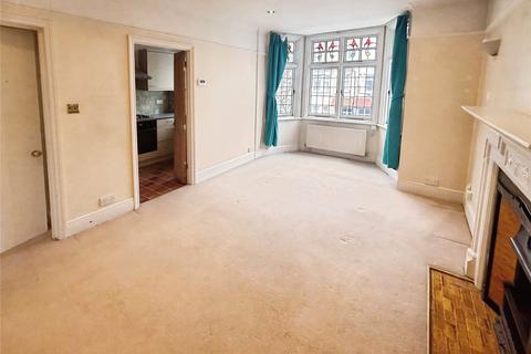 2 bedroom flat for sale, Guilford Avenue, Surrey KT5