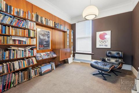 3 bedroom house for sale, Lordsmead Road, London