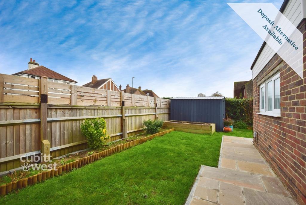 1 Parklands Avenu...