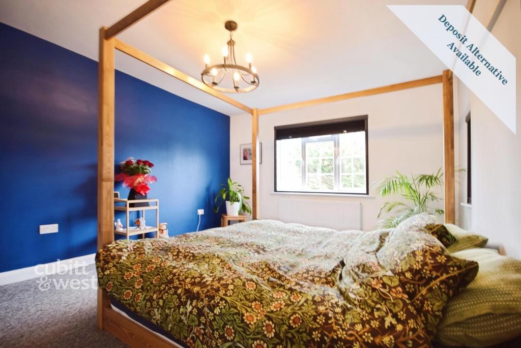 1 Parklands Avenu...