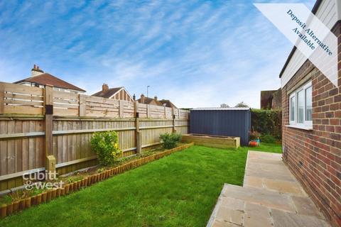 undefined, Parklands Avenue, Bognor Regis, PO21