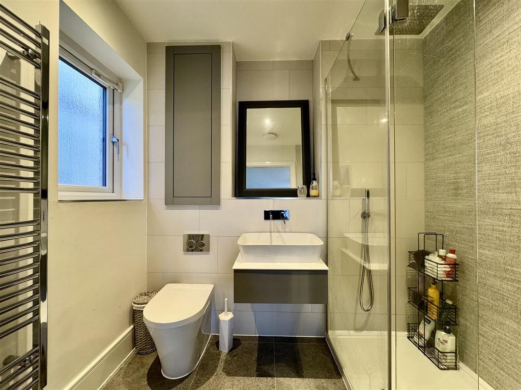 En suite shower room