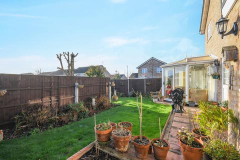 4 bedroom detached house for sale, Osprey Way, Tile Kiln, Chelmsford