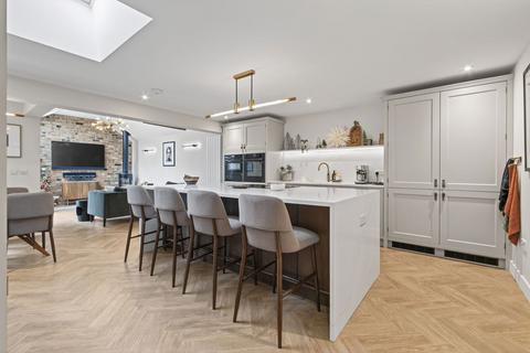 undefined, Rainsborough Gardens, Market Harborough LE16
