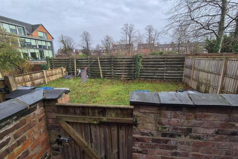 2 bedroom terraced house to rent, Brown Street, Altrincham
