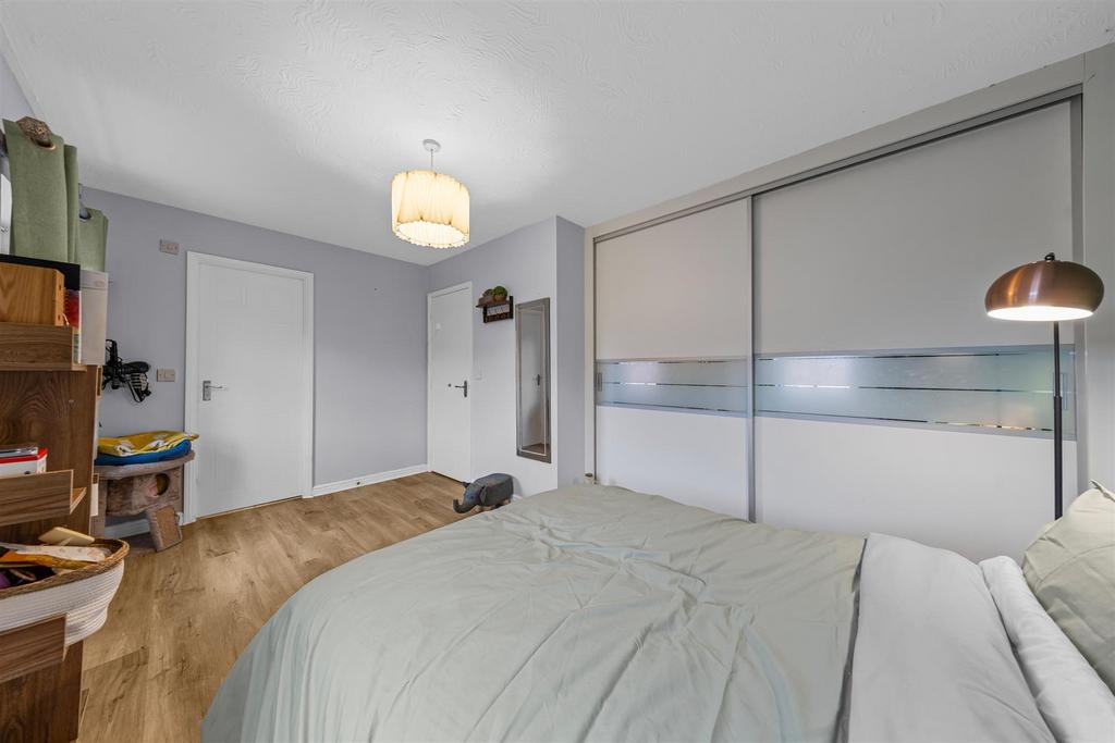 19 Colchester Ct Web26.jpg