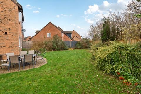 4 bedroom detached house for sale, Wheelers Green Way,  Thatcham,  RG19