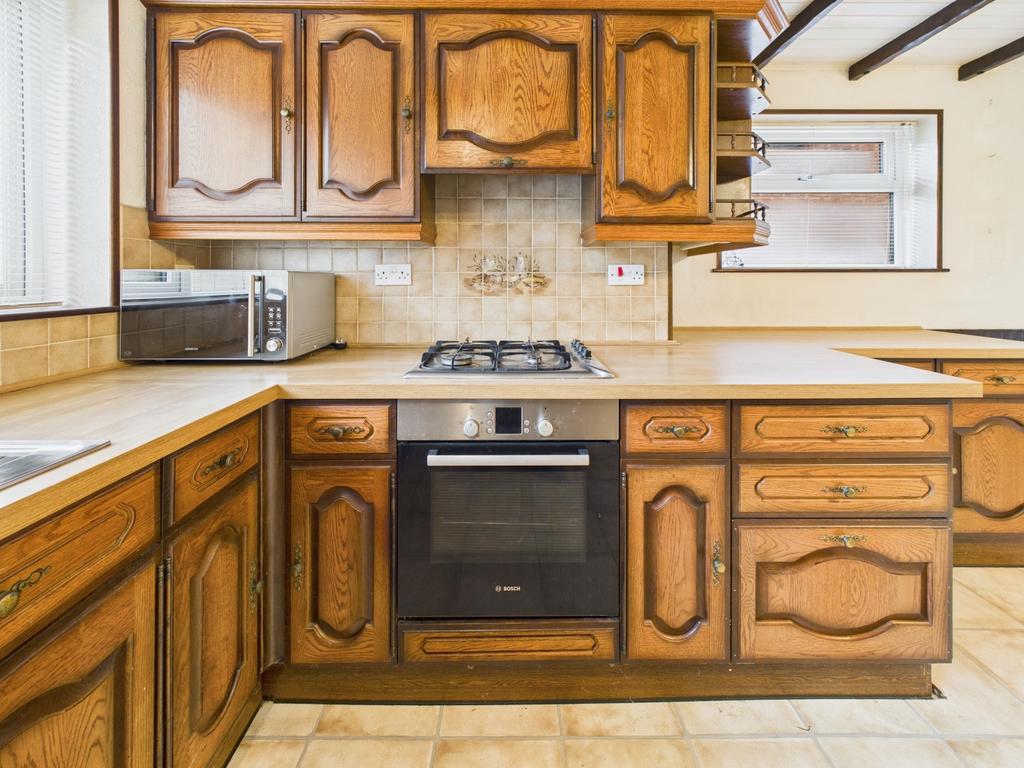 Cam02093 g0 pr0066 still027