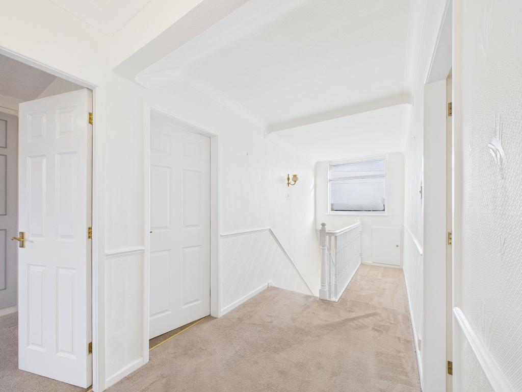 Cam02093 g0 pr0066 still003