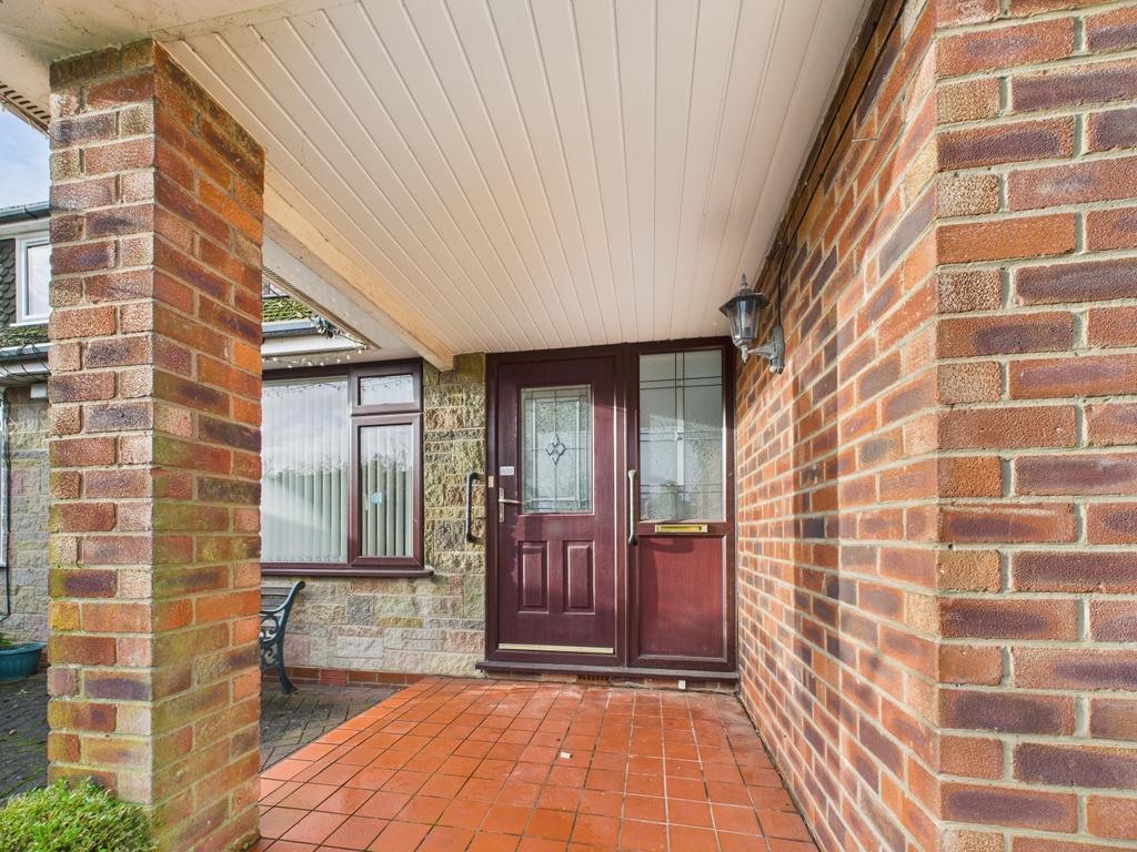 Cam02093 g0 pr0066 still032