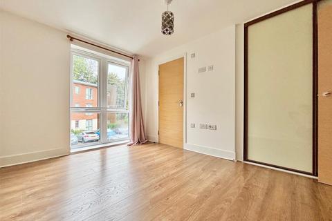 undefined, Morewood Close, Sevenoaks