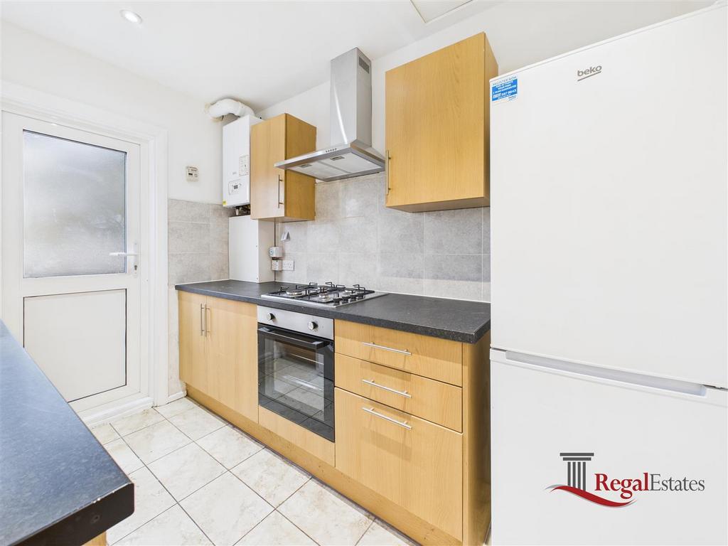 CAM02489 G0-PR0242-STILL004.jpg