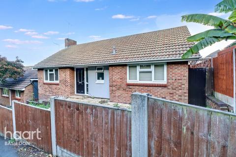 3 bedroom bungalow for sale, St Michaels Avenue, Basildon