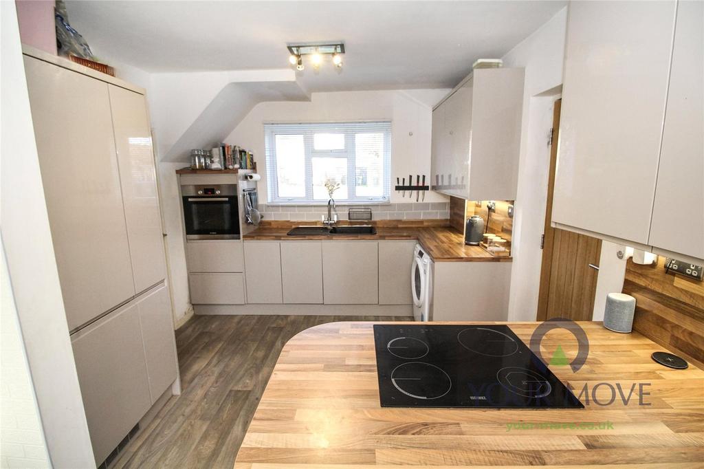 Kitchen/Breakfast Rm