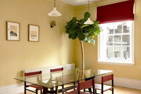 2 bedroom apartment to rent, Harley Street, London W1G