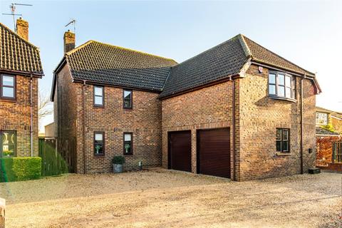 5 bedroom detached house for sale, Towcester Road, Whittlebury, Towcester, Northamptonshire, NN12