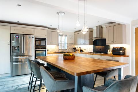 5 bedroom detached house for sale, Towcester Road, Whittlebury, Towcester, Northamptonshire, NN12