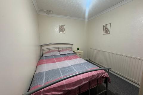 undefined, Rooms Available in B45