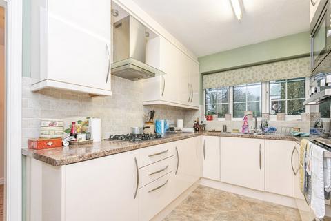 4 bedroom detached house for sale, Wellands Lane, Cleckheaton BD19