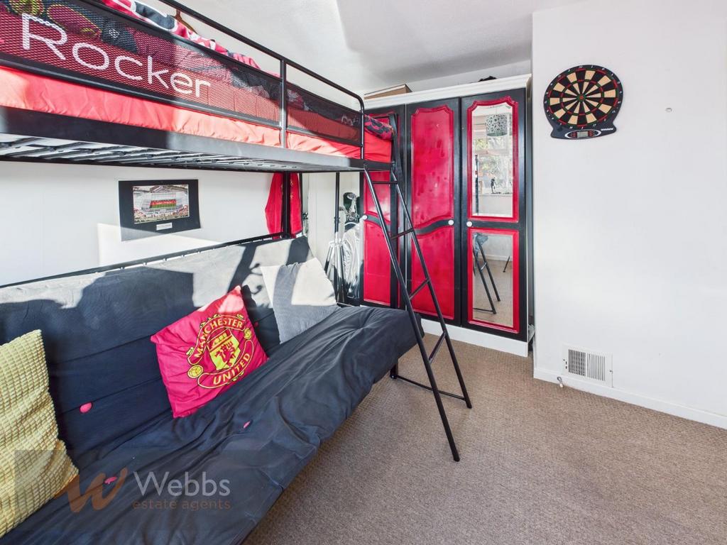 CAM05244 G0-PR0187-STILL018.jpg