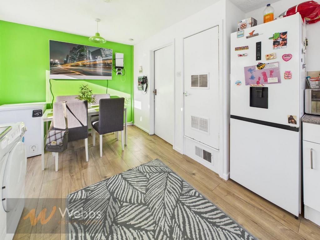 CAM05244 G0-PR0187-STILL007.jpg