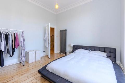 1 bedroom apartment to rent, Cleveland St, London