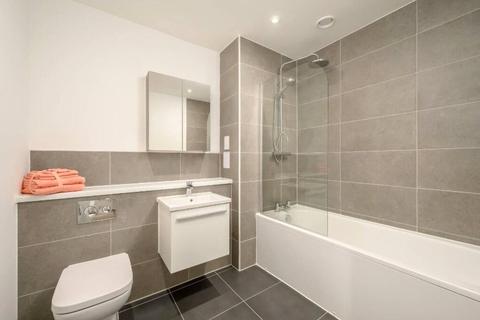 1 bedroom apartment to rent, Cleveland St, London