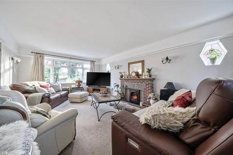 3 bedroom detached house for sale, Hoe Lane, North Baddesley, Southampton, Hampshire