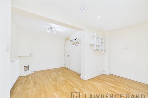 2 bedroom terraced house to rent, Eastcote Lane, Harrow, HA2