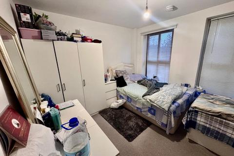 undefined, Sebastopol Road, Aldershot, GU11