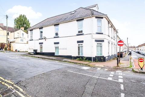undefined, William Street, Swindon SN1