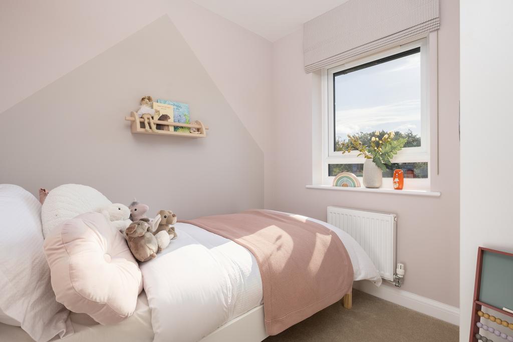 Single bedroom in the Archford 3 bedroom semi...