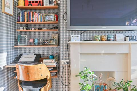 undefined, Greenwich High Road, Greenwich, London, SE10