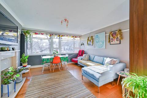 2 bedroom flat to rent, Greenwich High Road, Greenwich, London, SE10