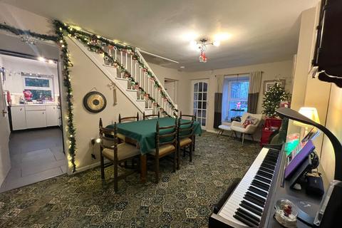 undefined, B5420, Penmynydd, Anglesey, LL61