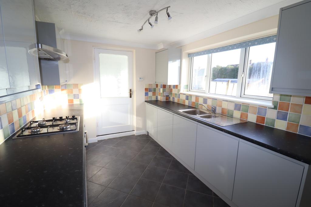 8 Lancaster gate kitchen