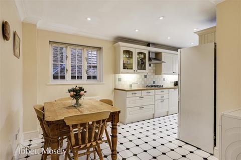 undefined, Squerryes Mede, Westerham TN16