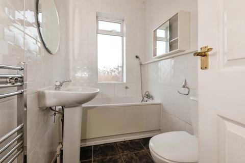 3 bedroom bungalow for sale, Kingsway, West Yorkshire WF5