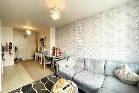 2 bedroom apartment for sale, Victoria Avenue, Southend On Sea SS2