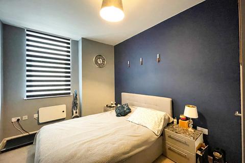 2 bedroom apartment for sale, Victoria Avenue, Southend On Sea SS2