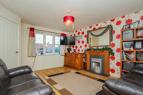3 bedroom end of terrace house for sale, Gulliver Road, Irthlingborough NN9