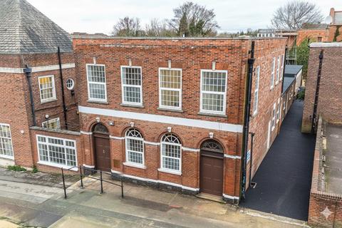 College Street, Rushden NN10