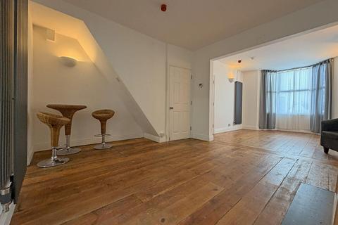 3 bedroom terraced house for sale, Grays Road, Taunton TA1