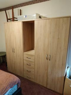 1 bedroom in a house share to rent, Diamond Road, Slough SL1