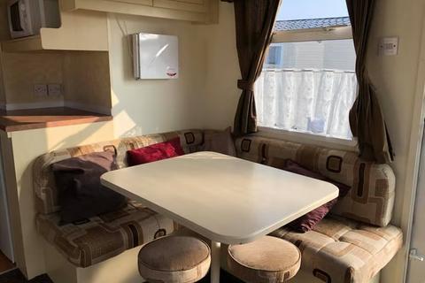 3 bedroom static caravan for sale, Beach Road, St. Osyth CO16