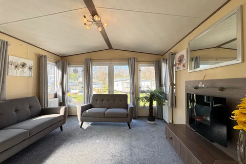 3 bedroom static caravan for sale, The Ridge West, St. Leonards-on-Sea TN37